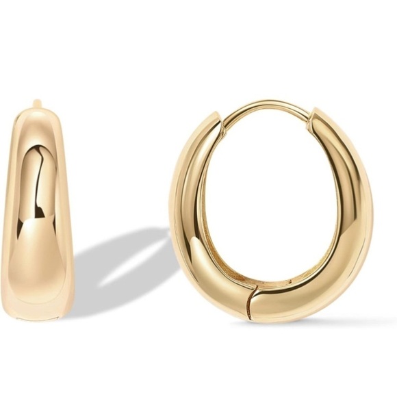 Women’s Gold Earrings 14K Gold Plated Small Hoop Gold Hoops for Women Girls
